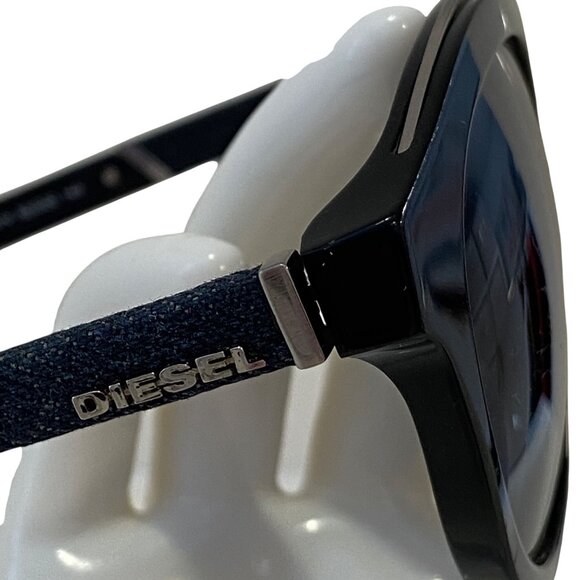 Diesel Womens Round Black Sunglasses With Denim Accents & Dark Lenses 3-2.4 - Picture 2 of 16